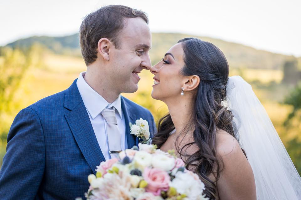 summer-first-look-couple-nose-to-nose-in-hayfields